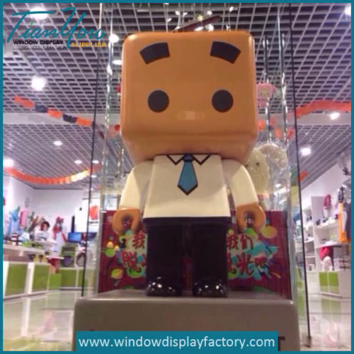 Life Size Fiberglass Cartoon Plaza Display Props