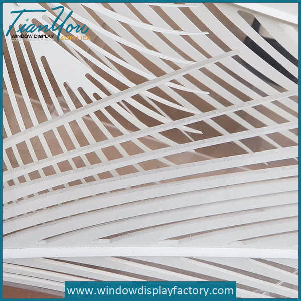 White Foam Plumage Window Display Props image