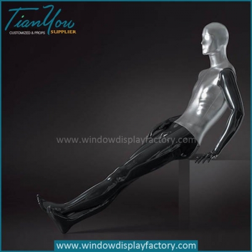 Modern Popular Colored Sitting Mannequins Display