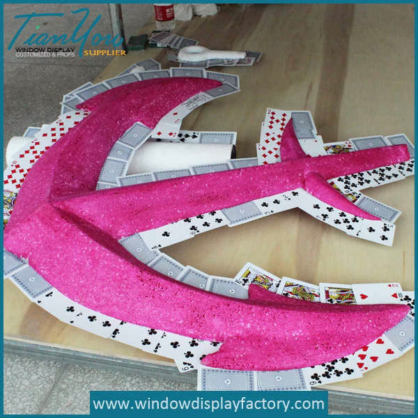 Red Giant Custom Acrylic Arrow Decoration