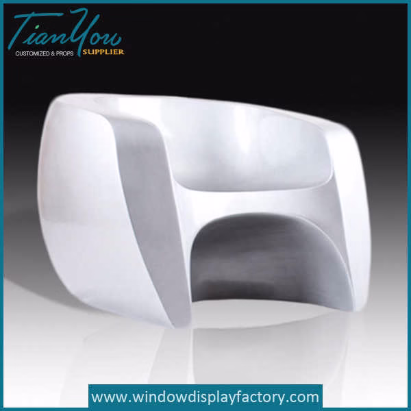 Fa hion Modern Colorful Fibergla Hollow Chair Di play image