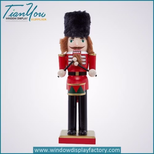 Decorative Christmas Wood Walnut Soldiers Statues
