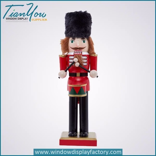 Decorative Christmas Wood Walnut Soldiers Statues