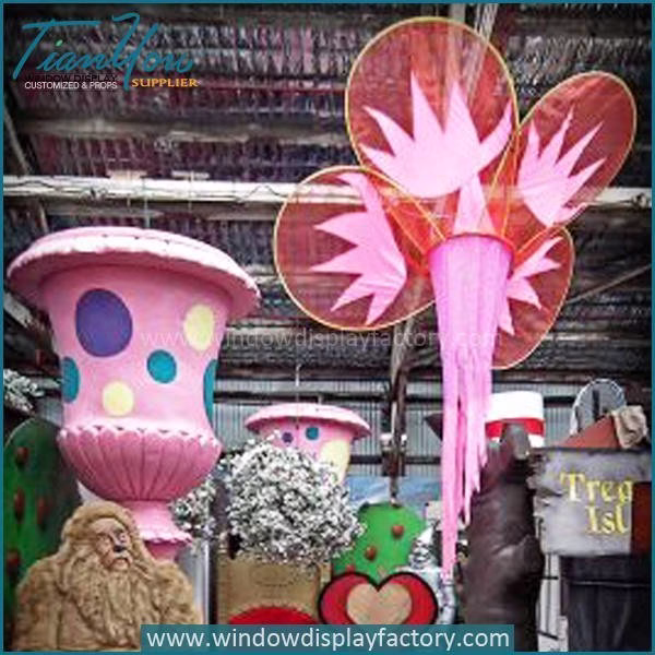 Custom Colorful Lovely Fiberglass Event Display Props