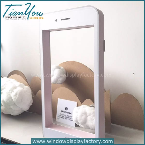 Popular Cu tom Giant Fibergla Iphone Frame Di play image