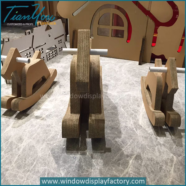 Magnetic Hand Carved Paper Cartoon Display Props