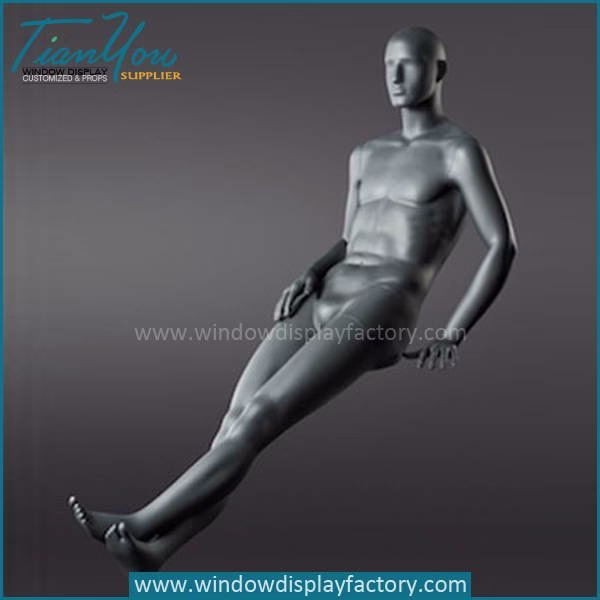 itting mannequin