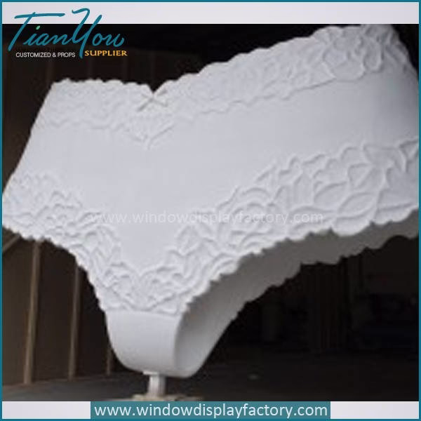 Cu tom Female Life Size Underpant Di play Prop