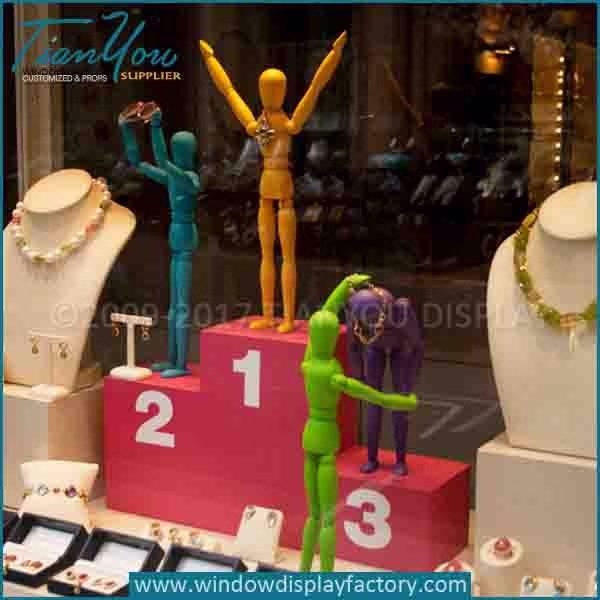 jewelry store window display ideas