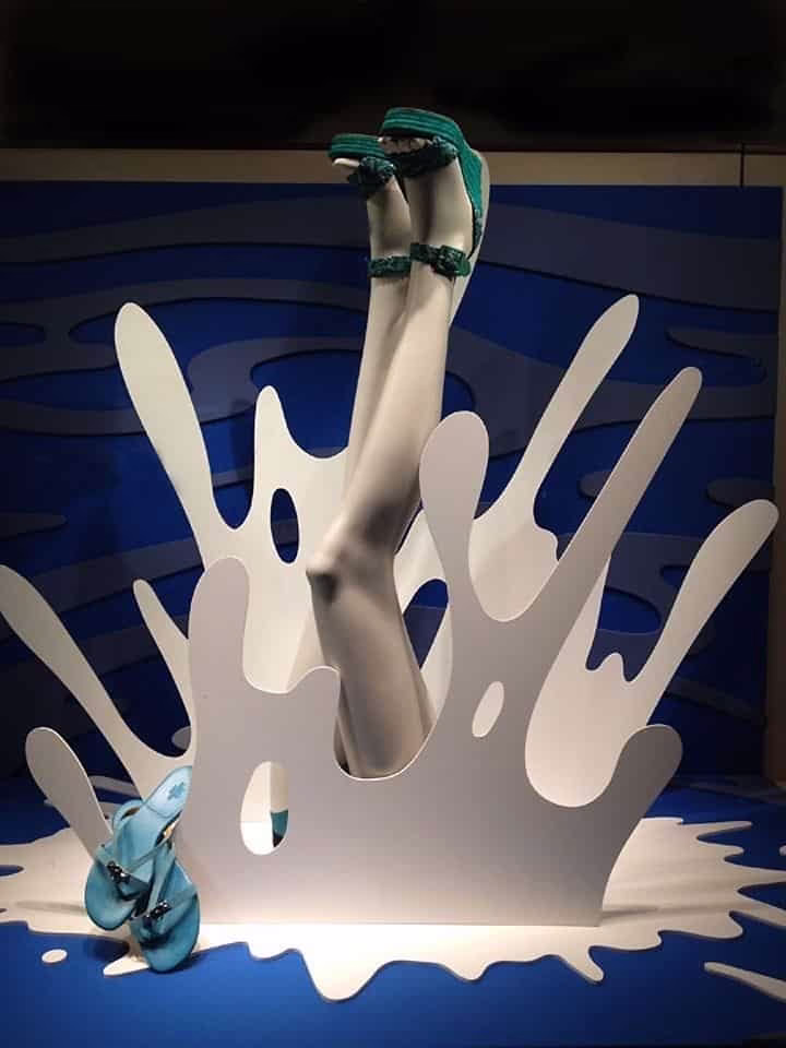 Acrylic Window Display Acrylic Window Display
