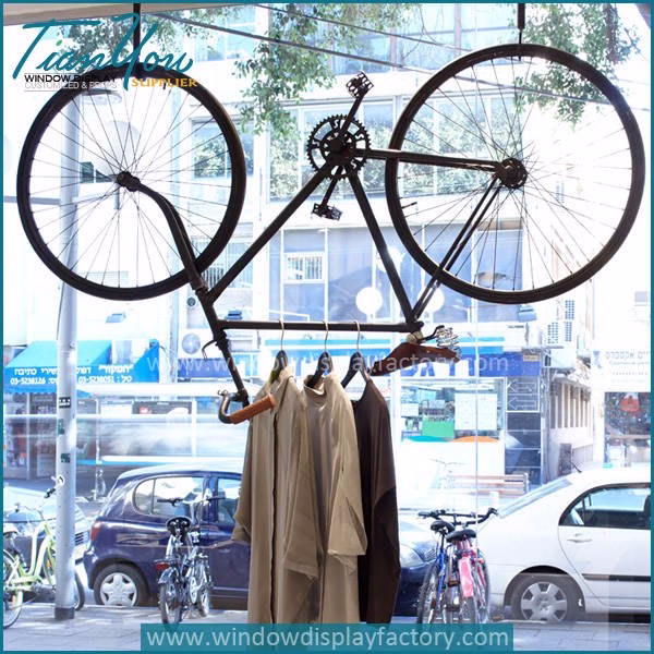 visual merchandising displays