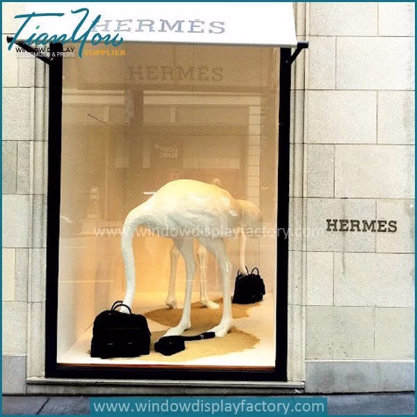 hermes window display