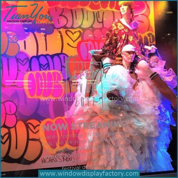 xmas window displays