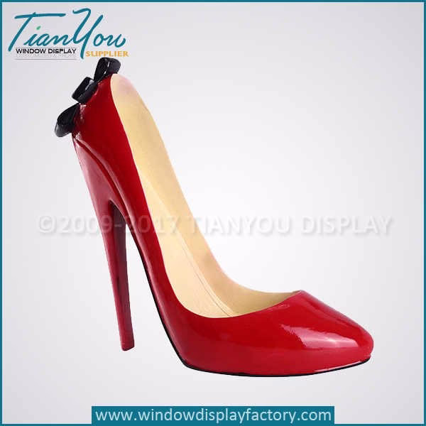 Decorative high heel shoe wine bottle holder